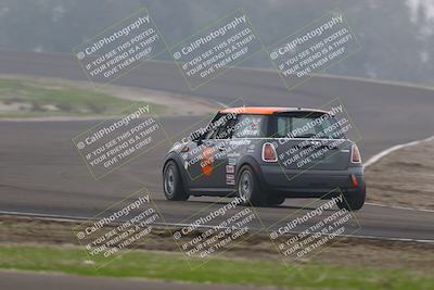 media/Jan-18-2026-CalClub SCCA (Sun) [[8bc6468723]]/Group 3 Race/Turn 1/